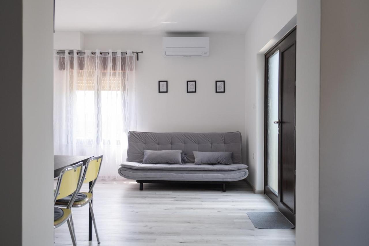 Apartma Oddih *
